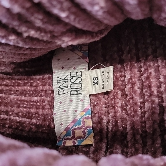 Pink Rose Size XS Mauve/ Dusty Rose Chenille Turtleneck Sweater, Exc. Used Cond. - Picture 12 of 13